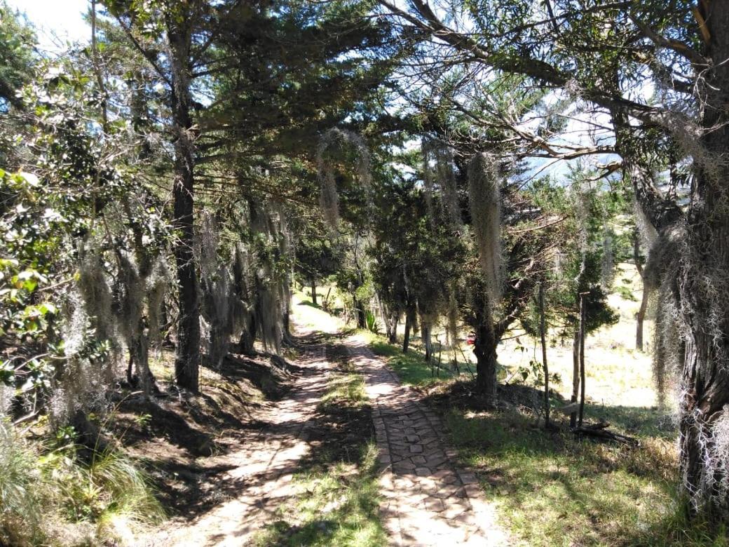 Hotel Campestre Los Duraznos Cucunuba Bagian luar foto